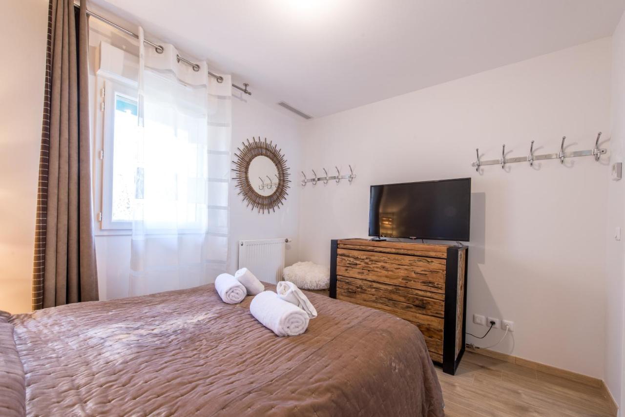 La Maison Du Port, Une Exclusivite Lla Selections By Location Lac Annecy Saint-Jorioz Eksteriør billede